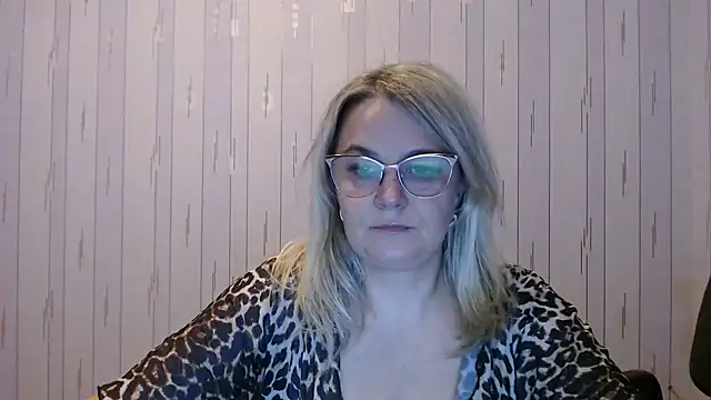 EleanoraDream online show from 10/11/25, 01:53