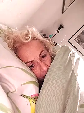 clarabell4 online show from 03/27/26, 07:14