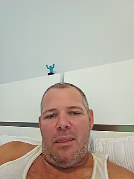 cubanitofeliz40 online show from 02/11/26, 02:11