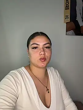 Snapshot of nicolexxaleja chatting on 06/22/26, 01:18 nicolexxaleja online show from 06/22/26, 01:18