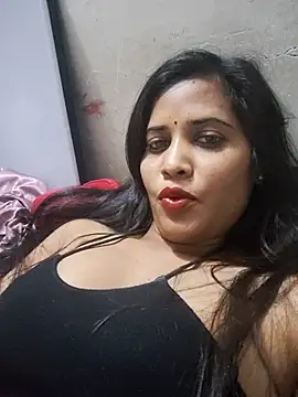 Snapshot of cute_radhikaa chatting on 04/05/26, 09:23 cute radhikaa online show from 04/05/26, 09:23
