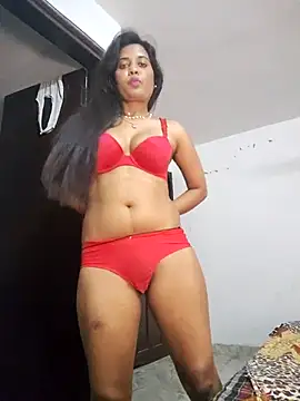 Snapshot of cute_radhikaa chatting on 04/16/26, 09:39 cute radhikaa online show from 04/16/26, 09:39