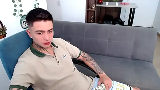 santii ss online show from 03/16/26, 02:43