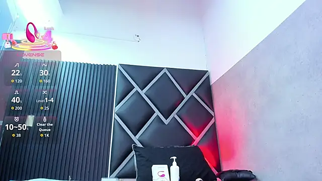 hot boy 04 online show from 10/26/25, 12:55