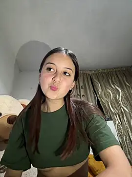 esmeralda diamond69 online show from 02/13/26, 04:19