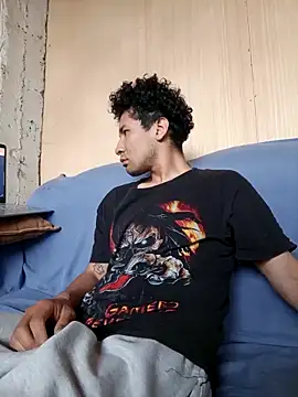 LecheDeSoya666 online show from 09/30/25, 10:04