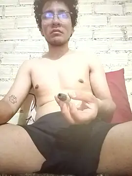 LecheDeSoya666 online show from 01/08/26, 10:12