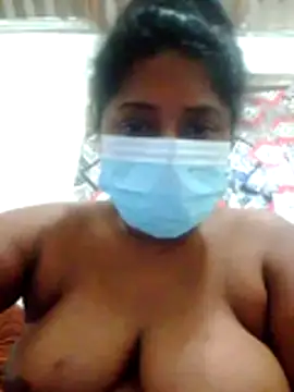 Snapshot of boosypussy chatting on 06/19/26, 12:42 boosypussy online show from 06/19/26, 12:42