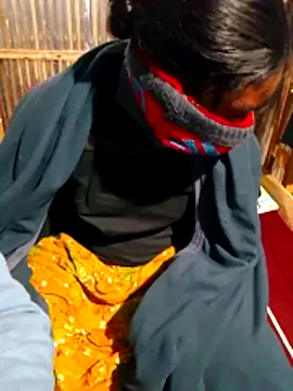 MONiSHA-moni-21 online show from 12/15/25, 08:35