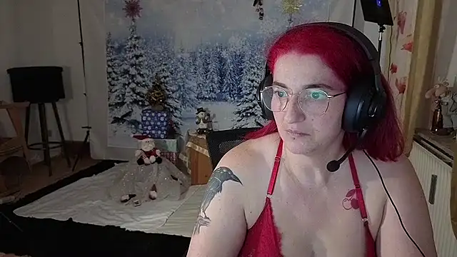 Snapshot of Einfach_Dani_offi chatting on 11/11/25, 07:36 Einfach Dani offi online show from 11/11/25, 07:36