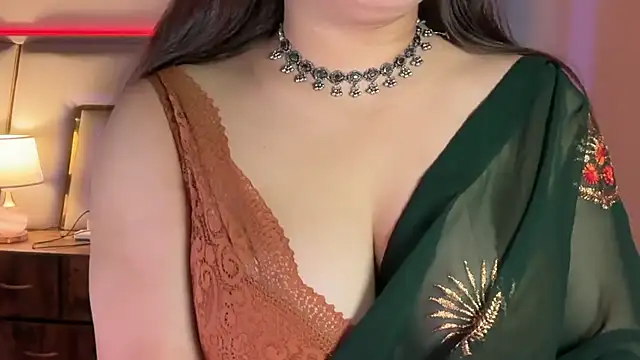 SunhariGirl online show from 02/13/26, 03:35