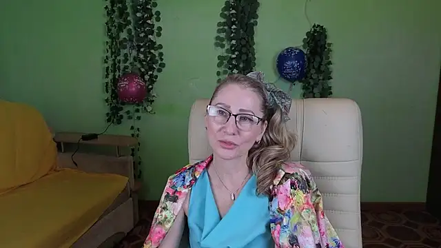 Habibi Honeyy online show from 09/26/25, 05:00