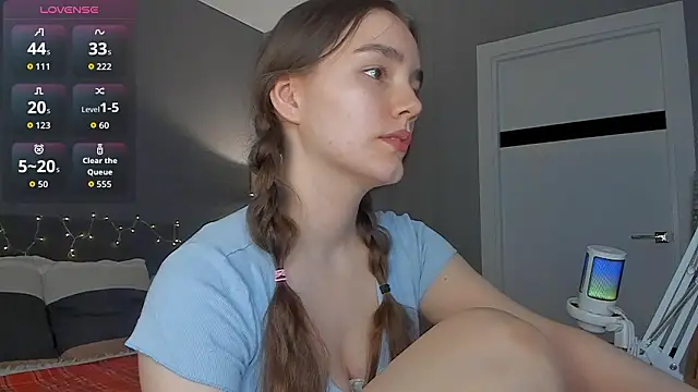 sweete chantal online show from 03/15/26, 08:15