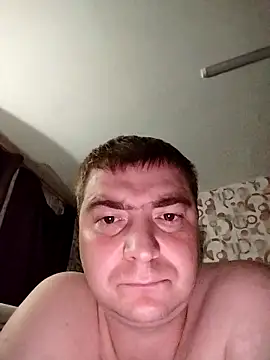 Snapshot of _DON-HULIGAN_ chatting on 11/24/25, 06:40 DON-HULIGAN online show from 11/24/25, 06:40