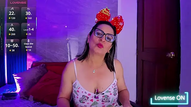 Agatha Pleasure online show from 12/18/25, 12:00