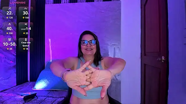 Agatha Pleasure online show from 03/06/26, 12:12