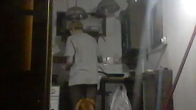 Snapshot of felopayl chatting on 05/24/26, 02:16 felopayl online show from 05/24/26, 02:16