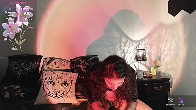 Snapshot of Ludobika99 chatting on 09/26/25, 09:30 Ludobika99 online show from 09/26/25, 09:30