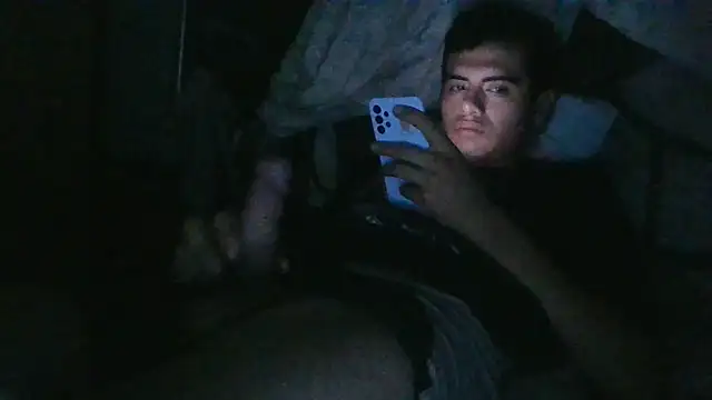 Ortiz3404 online show from 10/22/25, 04:57