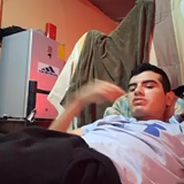 Ortiz3404 online show from 12/17/25, 04:57