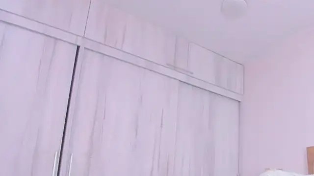 megan rous  online show from 11/20/25, 03:39