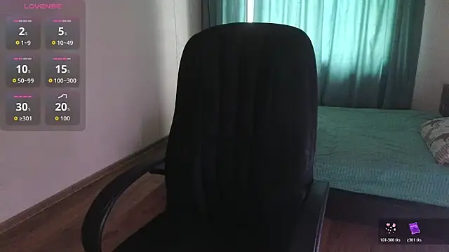 Laura Gol online show from 11/12/25, 06:25