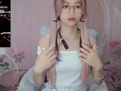 Lele-Baby online show from 09/22/25, 01:29