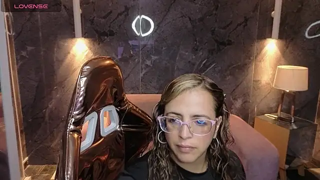  Evoni b online show from 01/06/26, 12:53