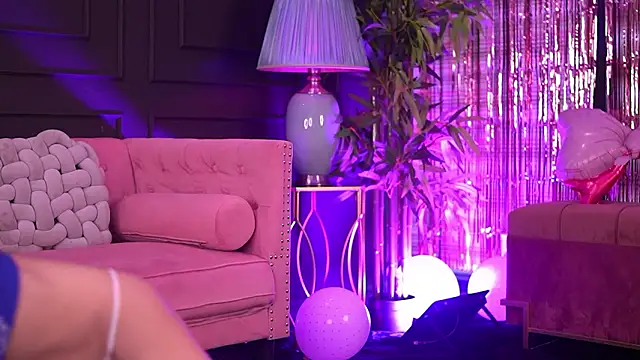 OdetteMason online show from 03/25/26, 06:19