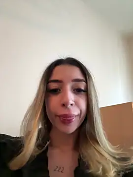 OdetteMason online show from 04/01/26, 05:41