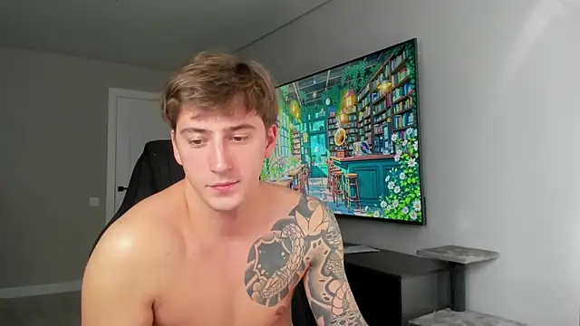 DaniHort online show from 04/13/26, 08:20