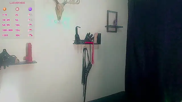 DakariaHills  online show from 06/15/26, 03:09