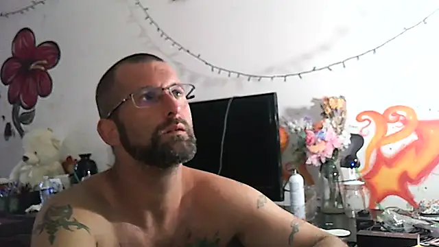 Snapshot of ladi3sfirst chatting on 09/12/25, 09:48 ladi3sfirst online show from 09/12/25, 09:48