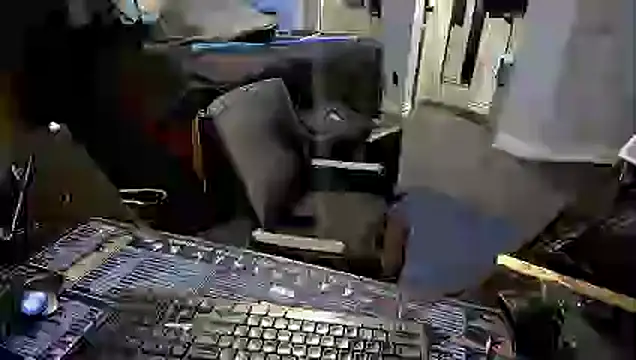 Snapshot of ladi3sfirst chatting on 10/29/25, 03:09 ladi3sfirst online show from 10/29/25, 03:09