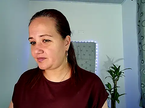 Gabrielajewel  online show from 09/17/25, 02:52