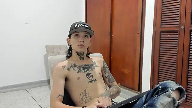 StraightBoy Nick online show from 03/15/26, 05:57