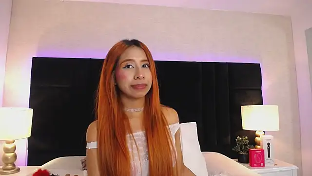 laila stilwiills online show from 04/01/26, 12:44