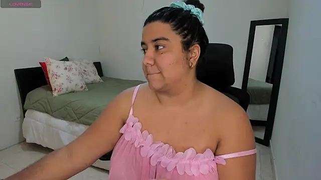 MariamCastiblanco online show from 06/01/26, 08:10