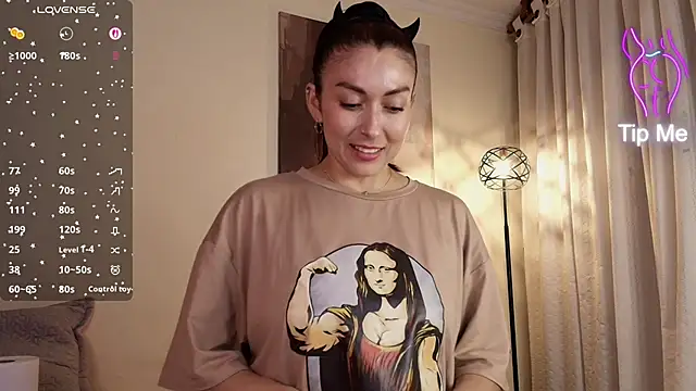 siren indira  online show from 03/05/26, 09:55