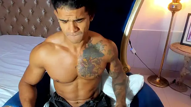 antonio  444 online show from 11/16/25, 10:32