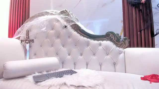 CoralieBronson online show from 10/22/25, 08:41