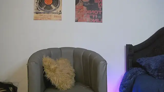 CoralieBronson online show from 03/10/26, 11:21