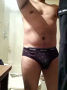 Snapshot of Mark97AE chatting on 01/11/26, 02:00 Mark97AE online show from 01/11/26, 02:00