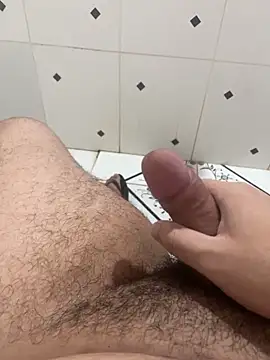 Snapshot of Piter14cm chatting on 10/29/25, 04:20 Piter14cm online show from 10/29/25, 04:20