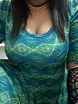 hot grieal1 online show from 10/31/25, 07:04