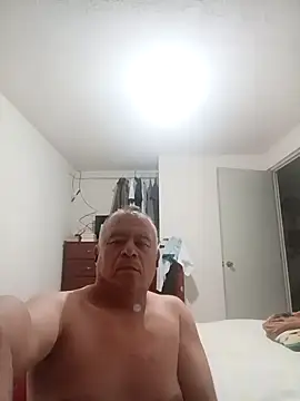 cuntico online show from 10/23/25, 04:56