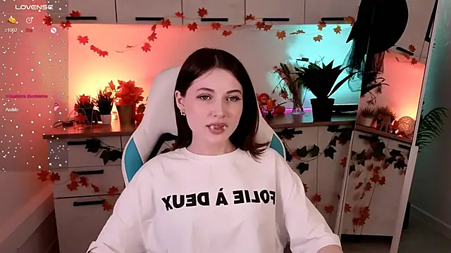 Kimmie shine online show from 11/06/25, 03:24