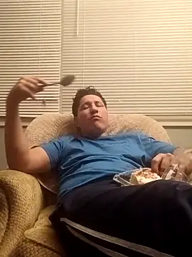 Snapshot of Zetaloco26 chatting on 10/04/25, 03:59 Zetaloco26 online show from 10/04/25, 03:59