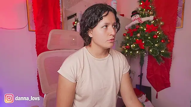 Dannaa Lovs online show from 11/26/25, 05:03