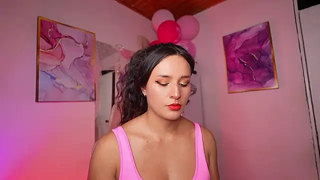 Snapshot of Dannaa_Lovs chatting on 02/24/26, 02:04 Dannaa Lovs online show from 02/24/26, 02:04